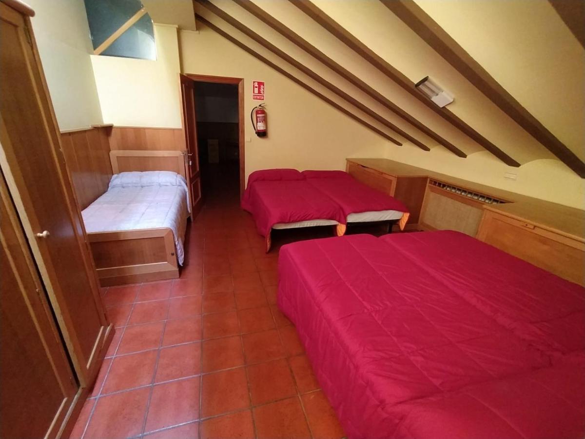 Albergue De Nuestra Senora Carrasquedo グラニョーン エクステリア 写真